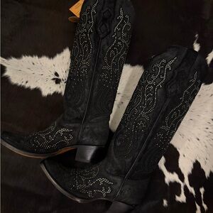 Black Embellished Women's Western Boots